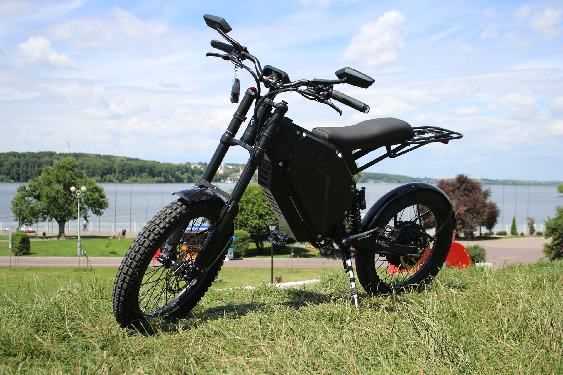 Электробайк Atom Boost, Eleek
