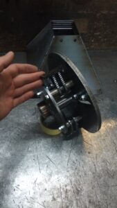 Бензиновый измельчитель с бункером TIREX