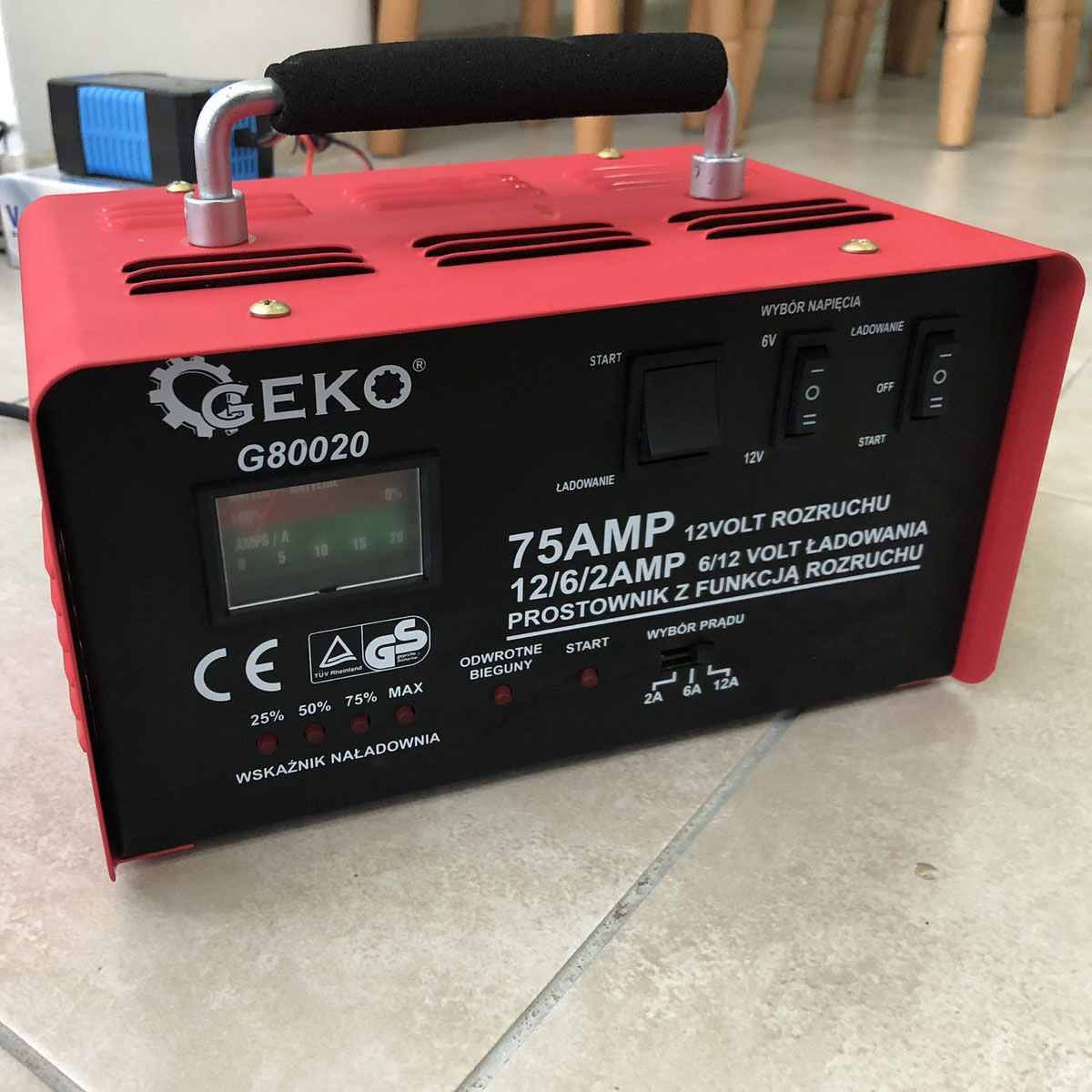 Зарядно-пусковое устройство Geko G80020