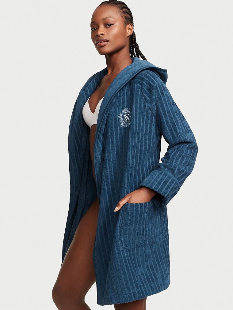 Короткий махровый халат с капюшоном Victoria’s Secret, колір синій, розмір XS/S - Зображення 4