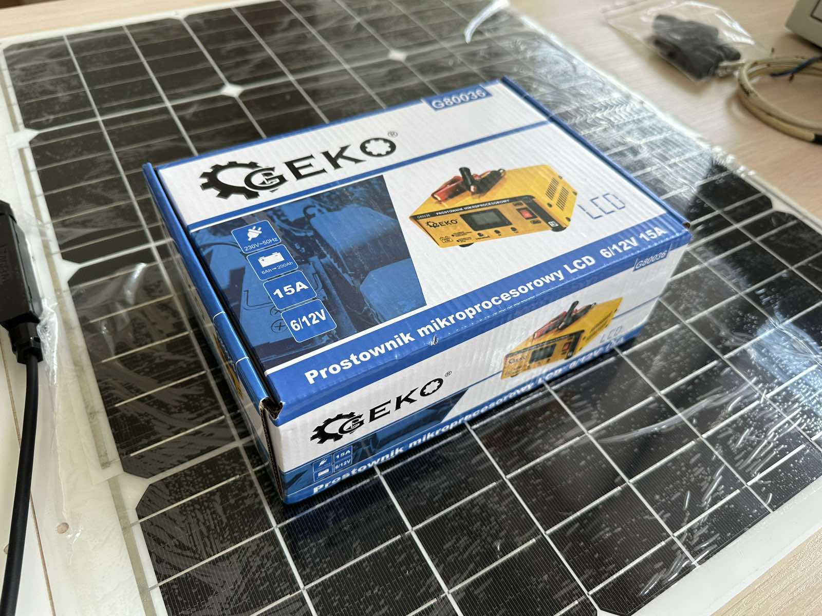 Зарядний пристрій GEKO G80036 - Зображення 3