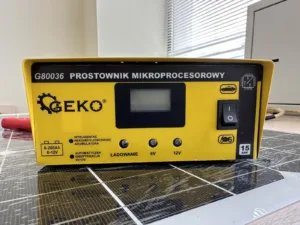 Зарядний пристрій GEKO G80036