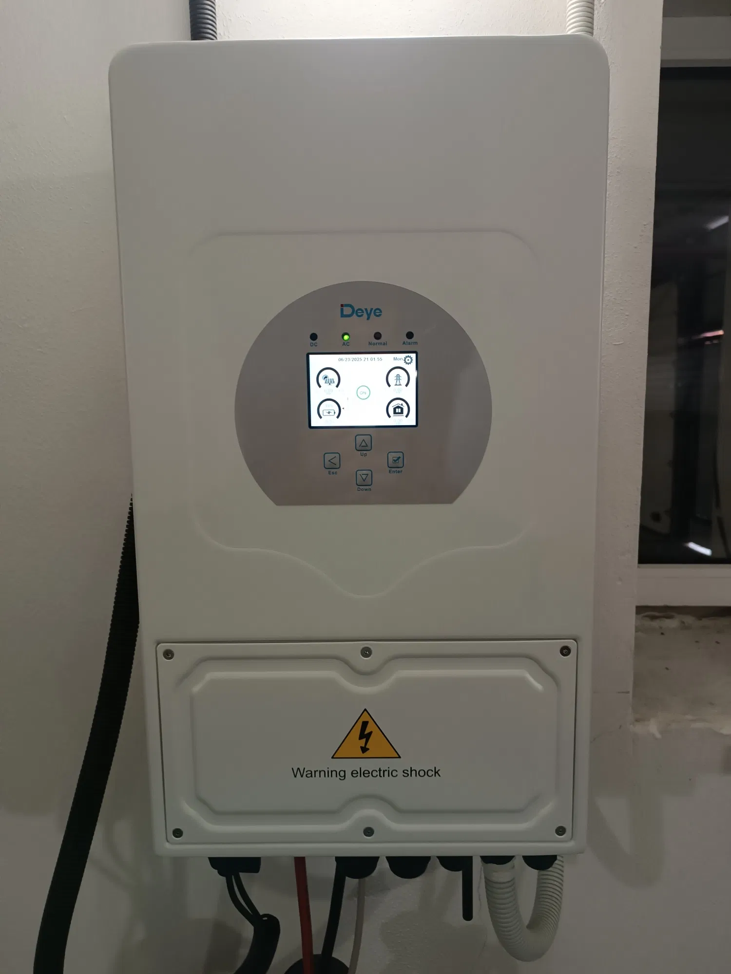 Гібридний інвертор Deye SUN-8K-SG05LP1-EU Wi-Fi, 8 кВт, однофазний, Parallel